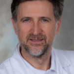 Dr. Emir Q. HAXHIJA  Specialist për Kirurgji Pediatrike dhe Adoleshente, Specialist për mjekësi intensive pediatrike,  Univ.-Klinik für Kinder- und Jugendchirurgie  Auenbruggerplatz 34, A-8036 Graz Email: emir.haxhija@medunigraz.at